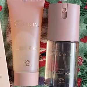 Kit Essencial contendo: Deo corporal 100 ml Sabonete líquido 100 ml